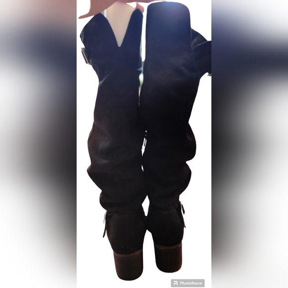 Madden Girl, ladies riding boots. Boots have flaash slouch style. Size 7.5 - Picture 5 of 9